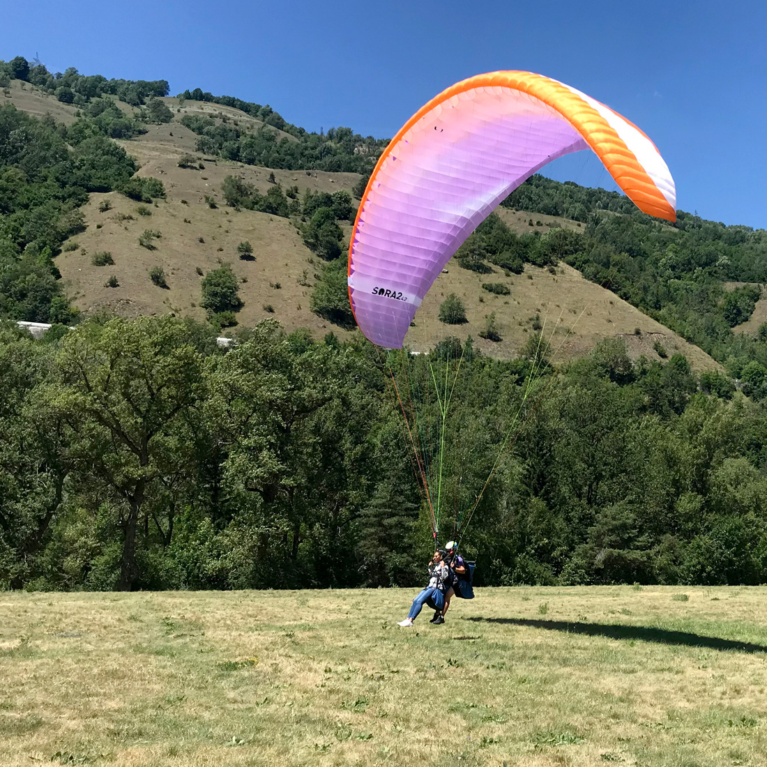 aerolift-parapente-bourg-saint-maurice-les-arcs-peisey-vallandry-la-plagne-atterrissage