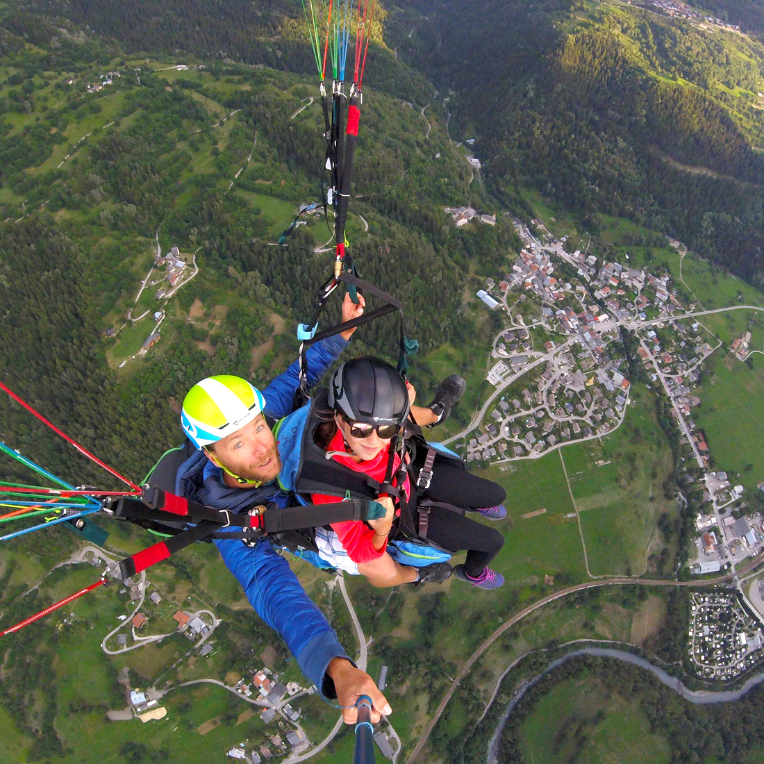 aerolift-parapente-bourg-saint-maurice-les-arcs-peisey-vallandry-la-plagne-vol-enfant